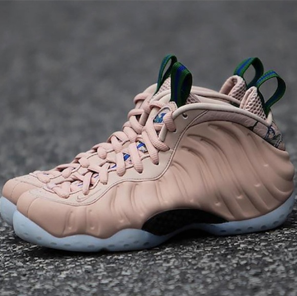 🚨SOLD🚨 Nike Air Foamposite 1 - Picture 3 of 8